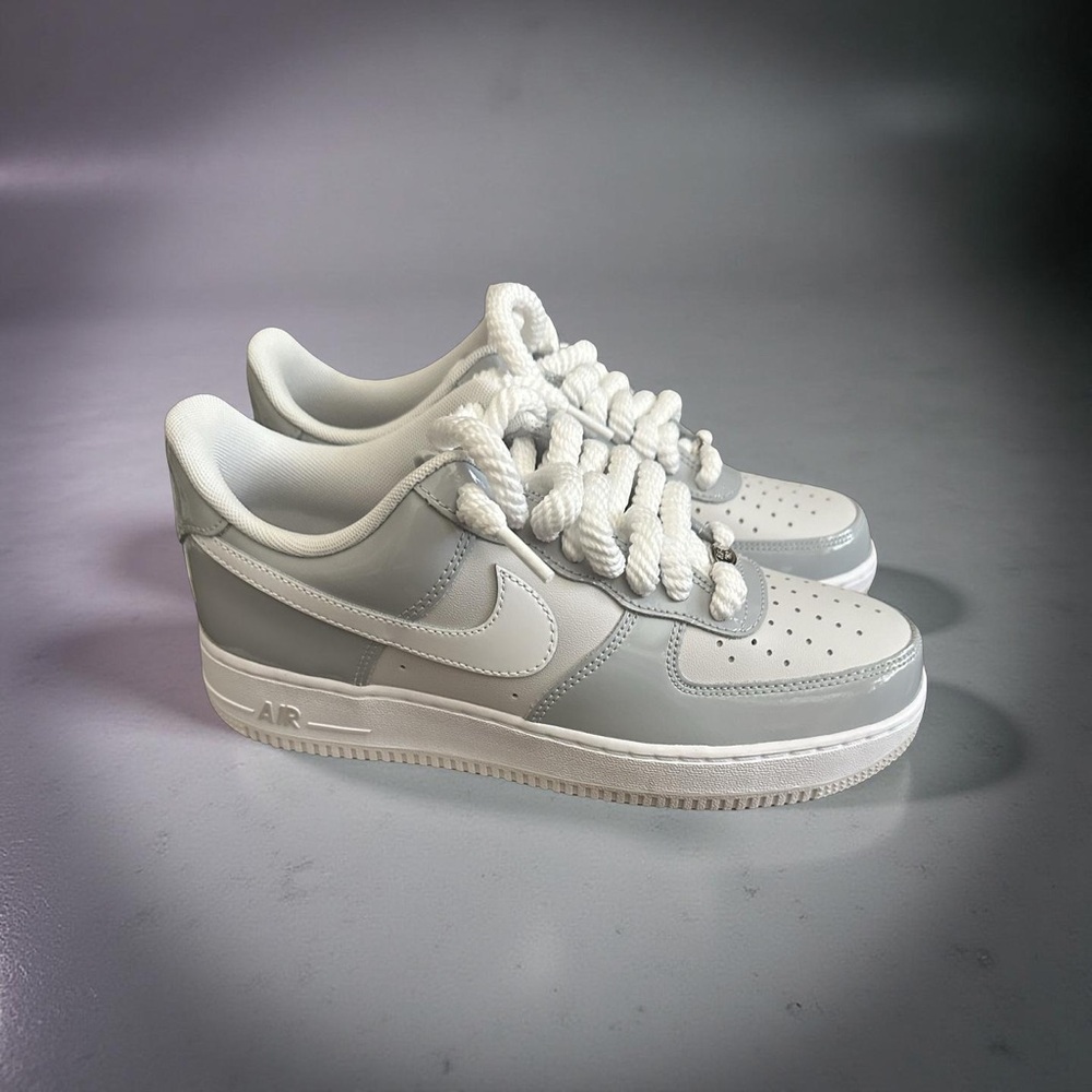 Nike Air Force 1 Low in Gray and White
